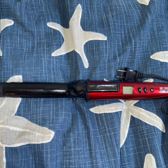 Hot Tools Helix 1 in Red and Black Hair Curling Wand - Picture 1 of 3